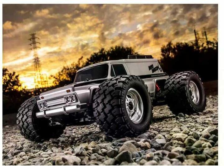 Produktbild Kyosho Monster Truck Mad Wagon 4WD Bausatz, 1:10 (Kit)