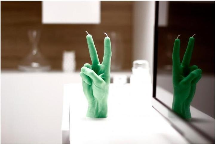 Actual product image Candle Hand Victory (1 pcs.)