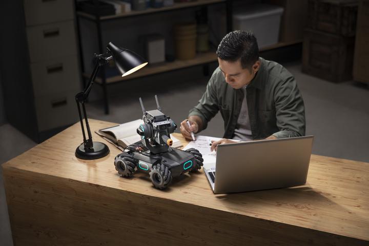 Actual product image DJI RoboMaster S1