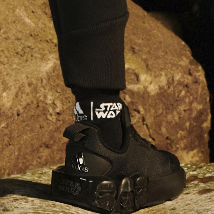 Productafbeelding adidas STAR WARS Runner Jr schoenen (35)