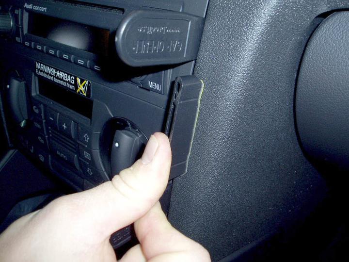 Produktbild Brodit 853439 Autohalterung Audi A3