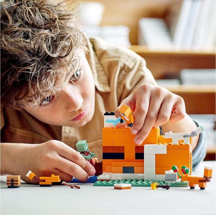 Actual product image LEGO The Fox Lodge (21178, LEGO Minecraft)