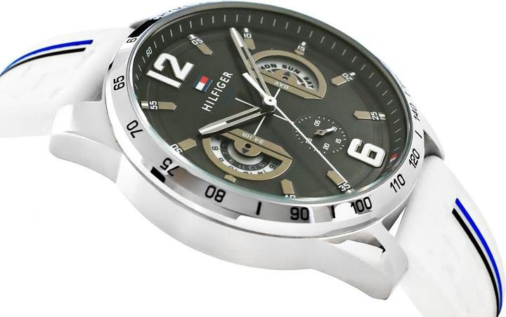 Actual product image Tommy Hilfiger Decker (Analogue wristwatch, 46 mm)