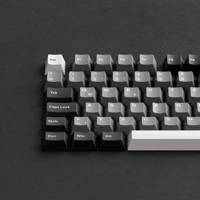 Actual product image Akko MonsGeek M1 V5 (DE, Wireless, Cable)