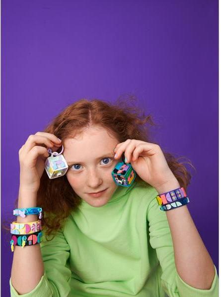 Actual product image LEGO Gaming bracelet with pendants (41943, LEGO Dots)