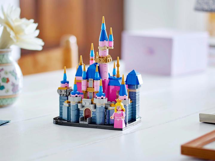 Productafbeelding LEGO Mini kasteel van Doornroosje (40720, LEGO Disney)