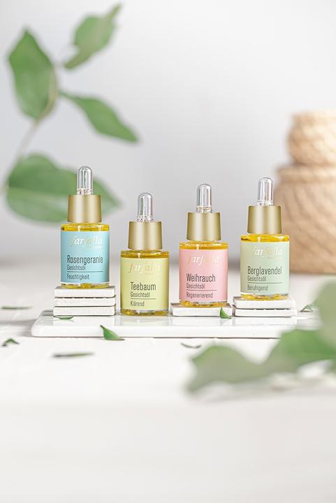 Actual product image Farfalla Moisturizing face oil rose geranium oil (15 ml, Face oil)