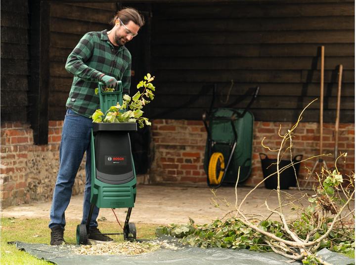 Actual product image Bosch Home & Garden AXT RAPID 2000 shredder