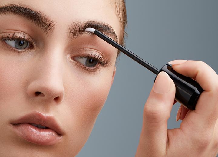 Image du produit M2 Beauté Sérum de renouvellement des sourcils (5 ml)