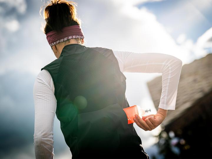 Actual product image Compressport Hurricane Windproof Vest W (M)