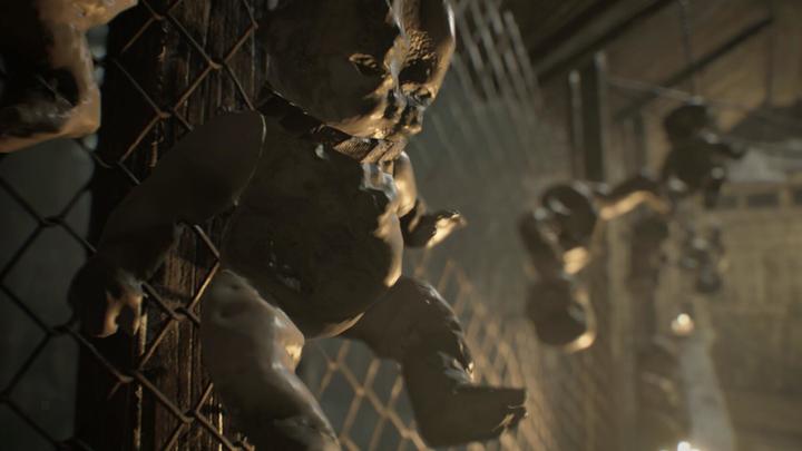 Produktbild Capcom Resident Evil 7 (F) (Xbox One X, Xbox Series X)