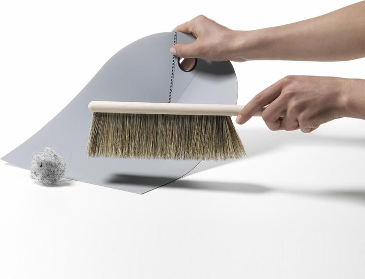 Actual product image Normann Copenhagen dustpan with broom