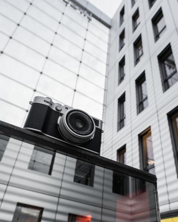 Produktbild Fujifilm X100VI (23 mm, 40.20 Mpx, APS-C / DX)