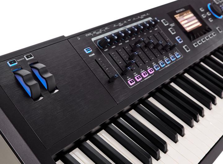 Produktbild Kurzweil PC4 Performance Control