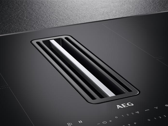 Actual product image AEG CCE84779CB