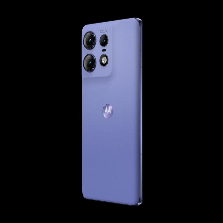 Actual product image Motorola Edge 50 Pro (512 GB, Luxe Lavender, 6.65", SIM + eSIM, 50 Mpx, 5G)