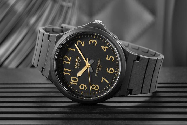 Immagine prodotto Casio OROLOGIO MASCHIO MW-240-1B2 (zd166h) - CLASSICO (43 mm)