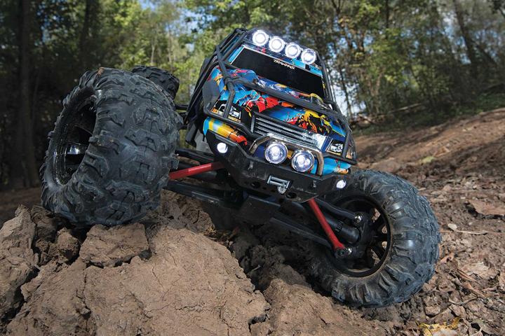 Produktbild Traxxas Summit (RTR Ready-to-Run)