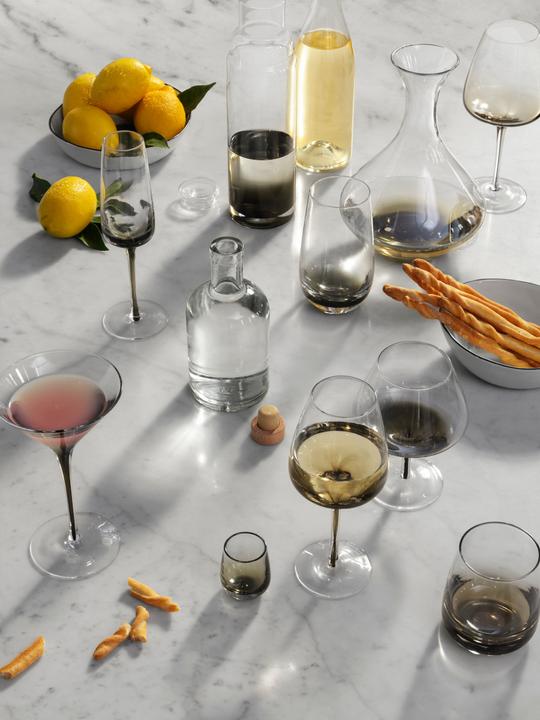 Actual product image Broste Copenhagen Smoke martini glass grey 18.9cm (20 dl, 1 x, Martini glasses)
