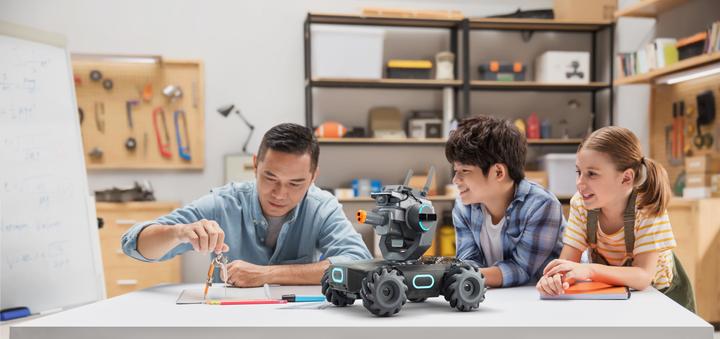 Actual product image DJI RoboMaster S1