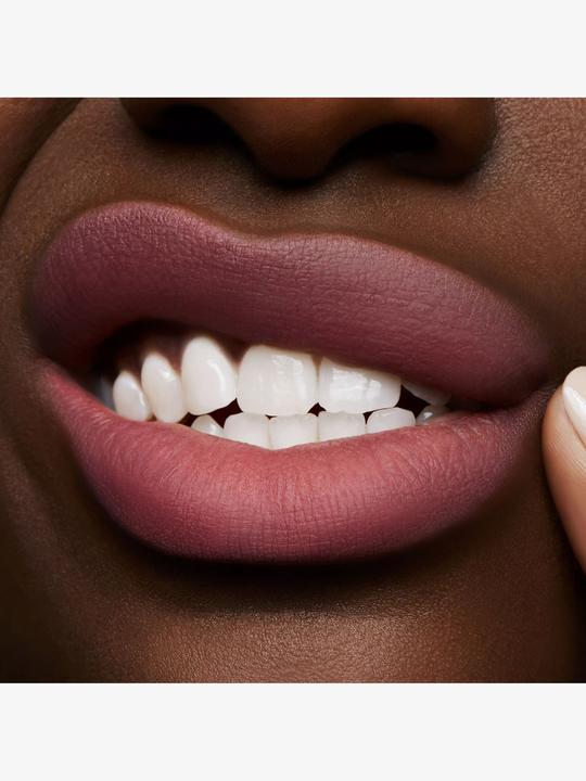 Image du produit MAC Cosmetics Powder Kiss Liquid Lipcolour (988 A Little Tamed)