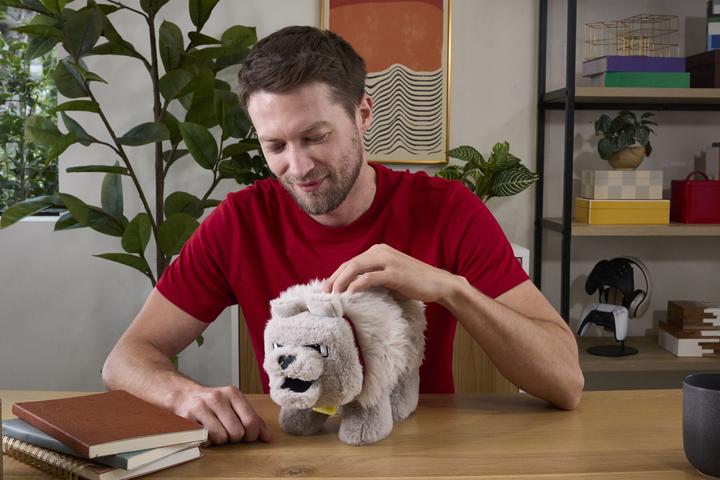 Actual product image Minecraft Dennis the Wolf (24.10 cm)