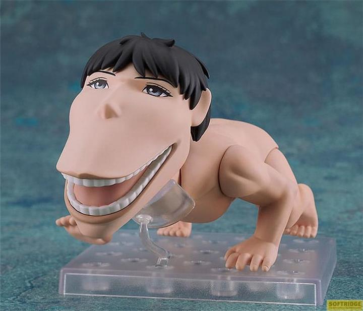 Actual product image Good Smile Company Attack on Titan figurine Nendoroid Cart Titan 7 cm