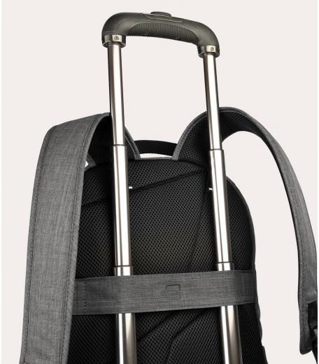 Actual product image Tucano SPEED 15"