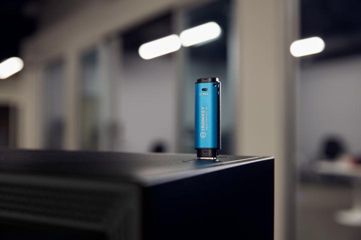 Produktbild Kingston IronKey Vault Privacy 50 (256 GB, USB-A)