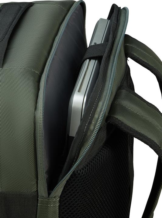 Actual product image American Crew Urban Track Dark Khaki (44 l)