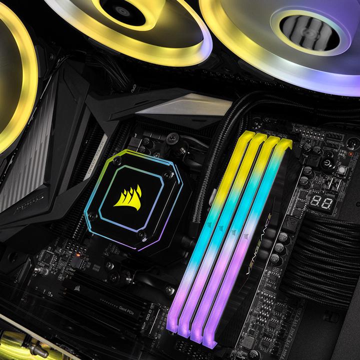 Produktbild Corsair Vengeance RGB RT (4 x 8GB, 3600 MHz, DDR4-RAM, DIMM)