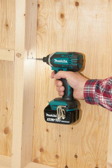 Actual product image Makita DTD152ZJ (Rechargeable battery operated)