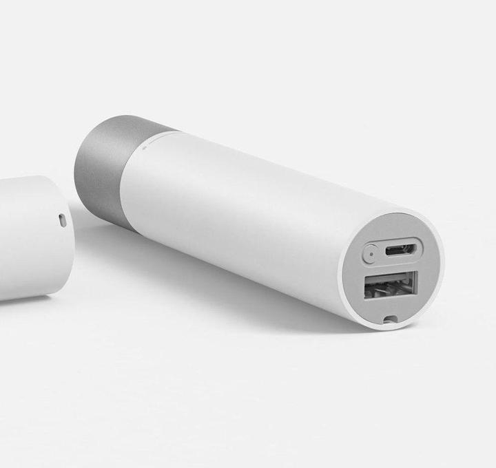 Produktbild Xiaomi Mi Power Bank flashlight (3350 mAh, 12.40 Wh)