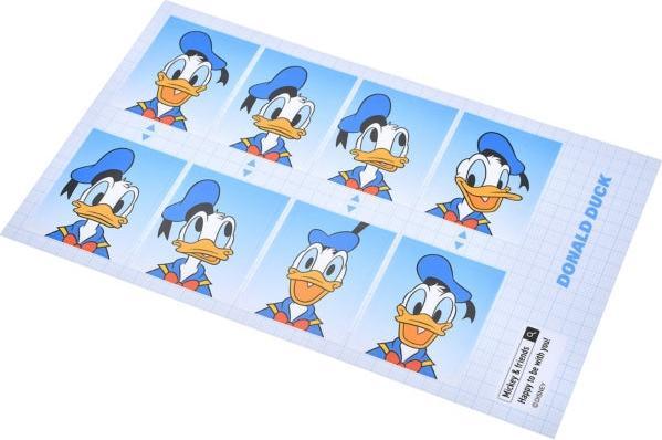 Produktbild Disney Donald Siegel-Aufkleber im Passbildstil