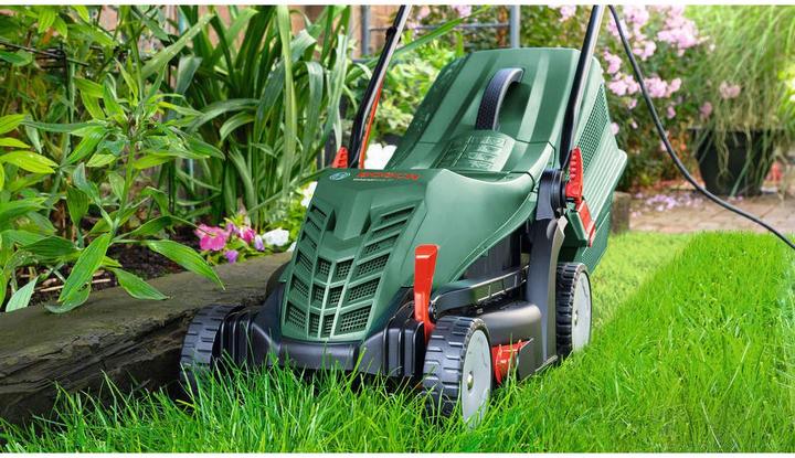 Produktbild Bosch Home & Garden UniversalRotak 37-555 (Netzbetrieb)