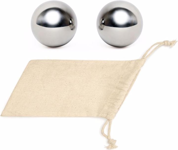 Actual product image Kikkerland Whiskey Balls (Whisky stones)
