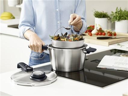Produktbild Fissler SKT Vitavit Premium (22 cm, Dampfkochtopf, Edelstahl)