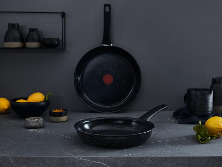 Productafbeelding Tefal Intens'Ceram Frying Pan with Glass Lid, 24 cm, 3.2 L, Black (24 cm, Koekenpan, Aluminium)