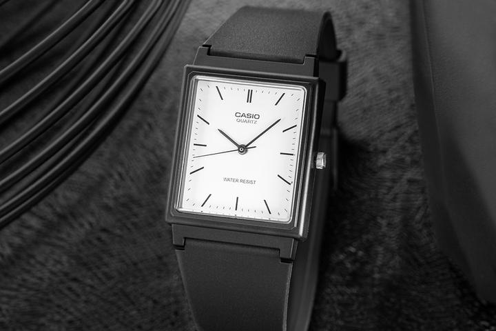 Produktbild Casio MQ-27-7EDF Damenuhr + BOX
