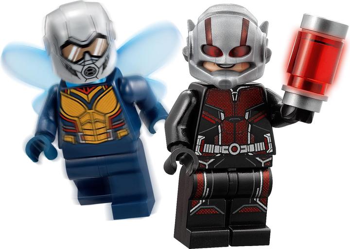 Actual product image LEGO Marvel Super Heroes Explorers of the Quantum Realm (76109, LEGO Marvel)