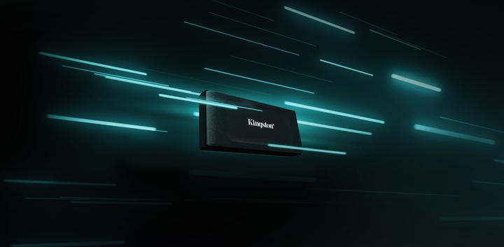 Actual product image Kingston XS1000 (2000 GB)