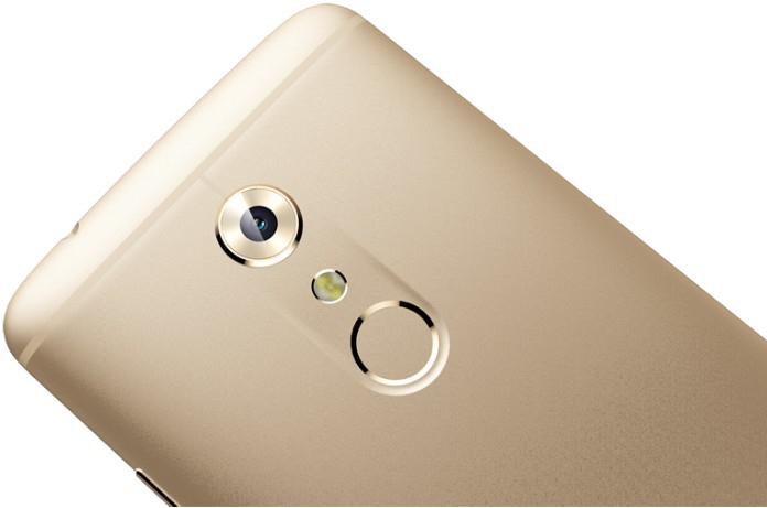 Produktbild ZTE Axon 7 (64 GB, Ion Gold, 5.50", Hybrid Dual SIM, 4G)