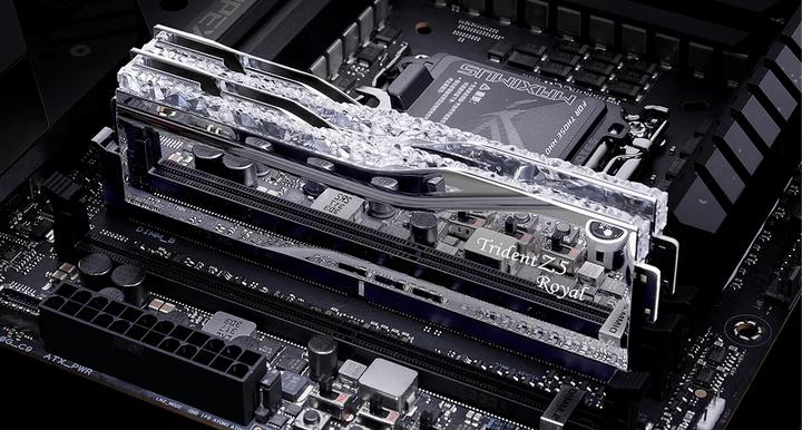 Actual product image G.Skill Trident Z5 Royal (2 x 16GB, 6400 MHz, DDR5 RAM, DIMM)