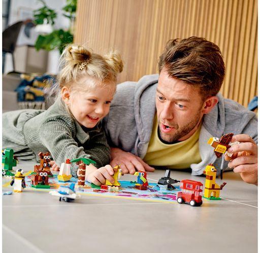 Actual product image LEGO Classic 11015 Around the world (11015, LEGO Classic)