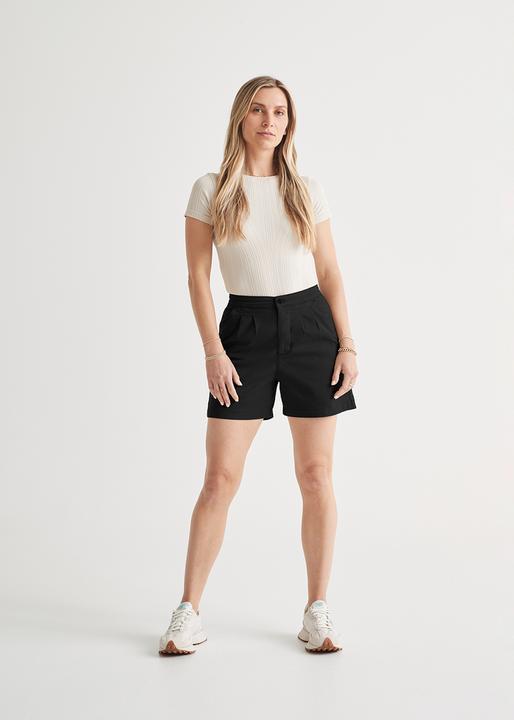 Du/Er W Live Free Pleated Short - 5 inch