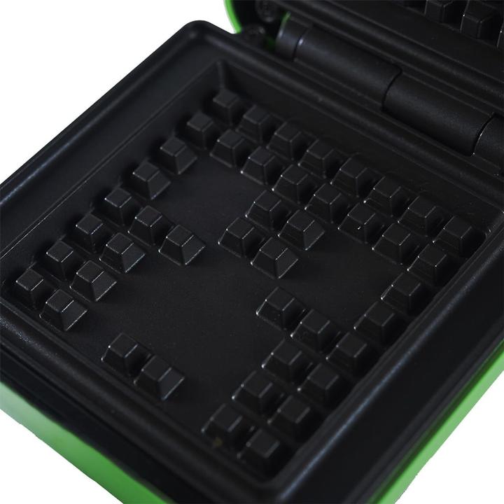 Actual product image Ukonic Ukon!c Waffle Iron Minecraft Creeper