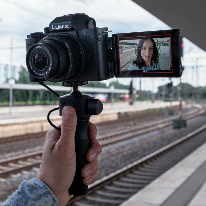 Actual product image Panasonic DC-G110 (12 - 32 mm, 20 Mpx, Micro Four Thirds)