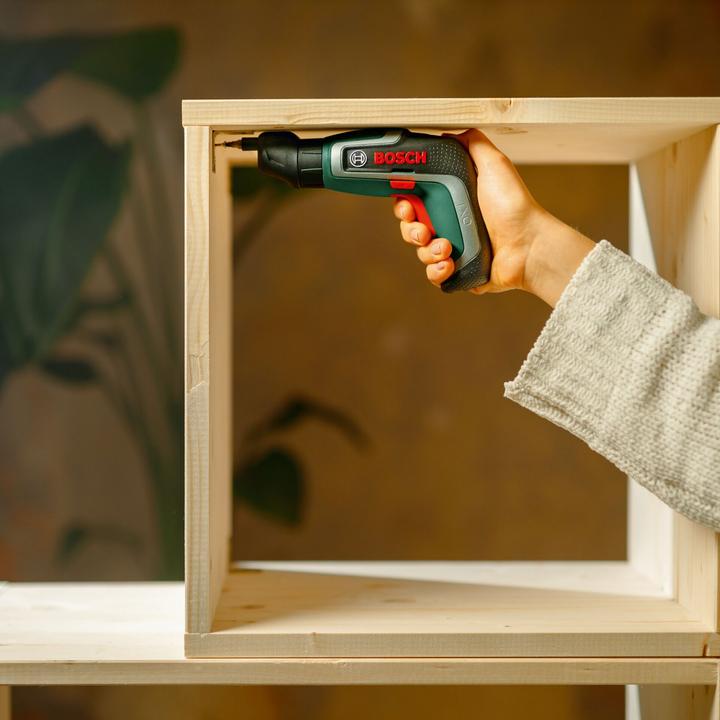 Image du produit Bosch Home & Garden IXO 7-Set (Fonctionnement sur batterie)