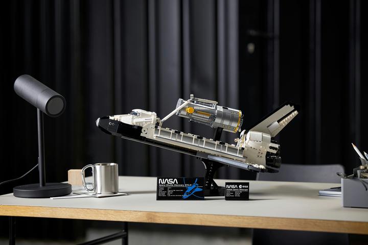 Produktbild LEGO NASA-Spaceshuttle Discovery (10283, LEGO Seltene Sets)
