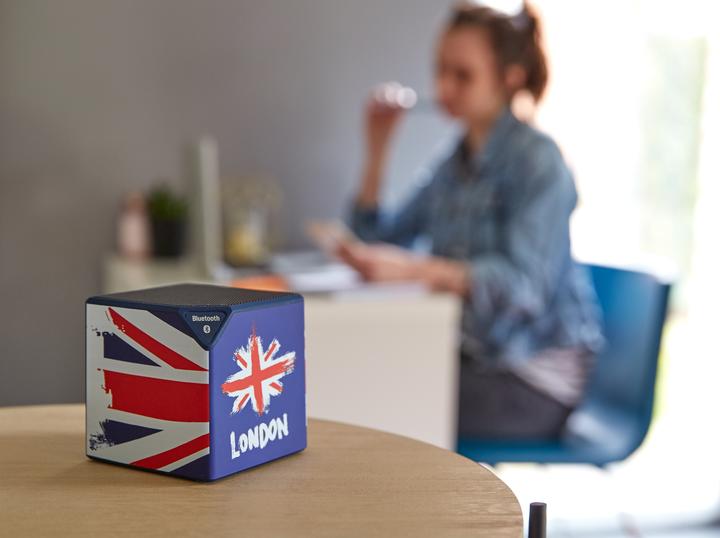 Image du produit zz_ArchivedByPCD_Big Ben_zu_Bigben Connected Bigben Interactive BT13GB enceinte portable Bleu, Rouge, Blanc 9 W (8 h, Fonctionnement sur batterie, Alimentation via port USB)